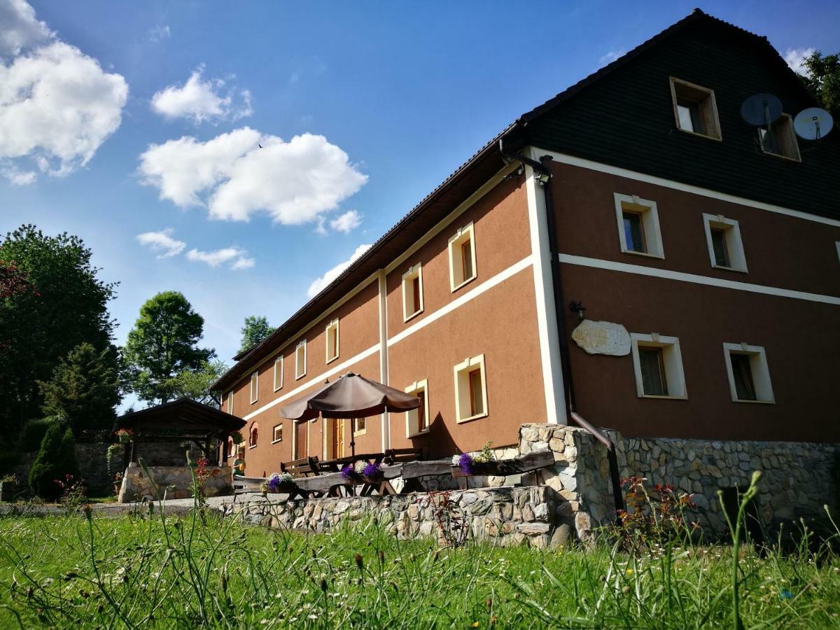 Agroturystyka Ulima Dziwiszow Dış mekan fotoğraf